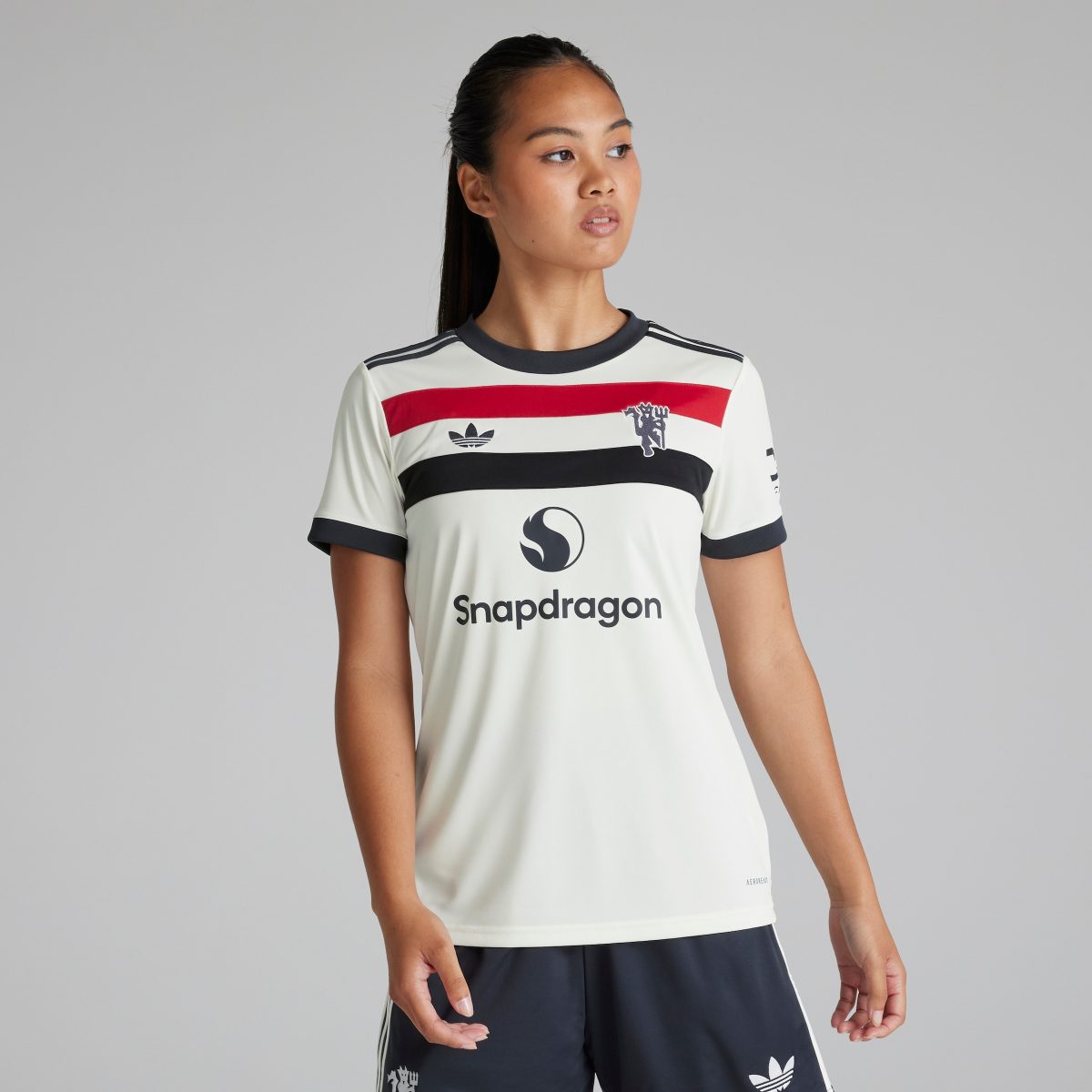 maglia terza donna manchester united 2425 – 2 victor lindelöf Collezione | Maglie Ufficiali Man Utd