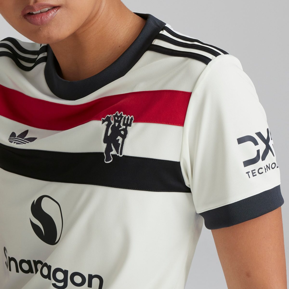 maglia terza donna manchester united 2425 – 2 victor lindelöf Collezione | Maglie Ufficiali Man Utd