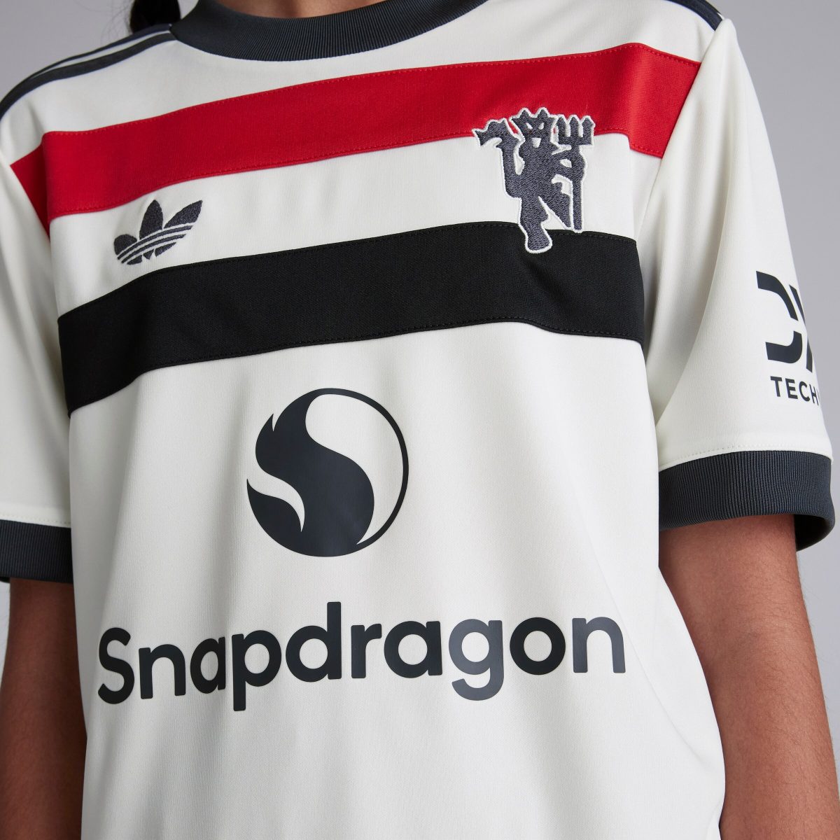 manchester united 2425 terza maglia bambino – 14 christian eriksen Collezione | Maglie Ufficiali Man Utd