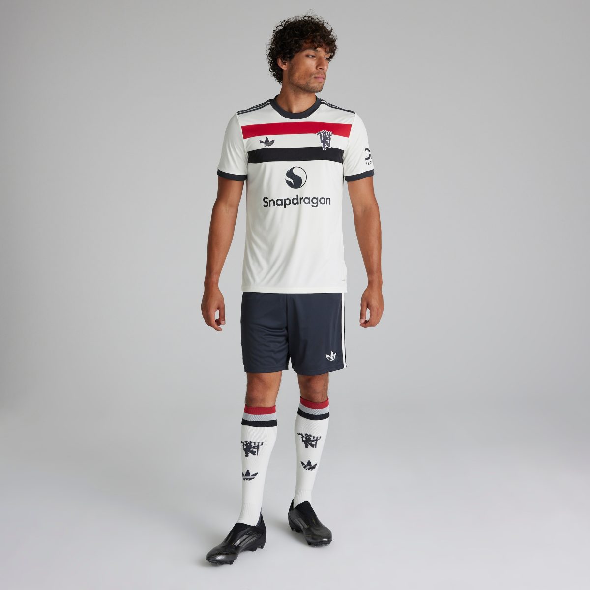 terza maglia manchester united 2425 – 11 joshua orobosa zirkzee Collezione | Maglie Ufficiali Man Utd